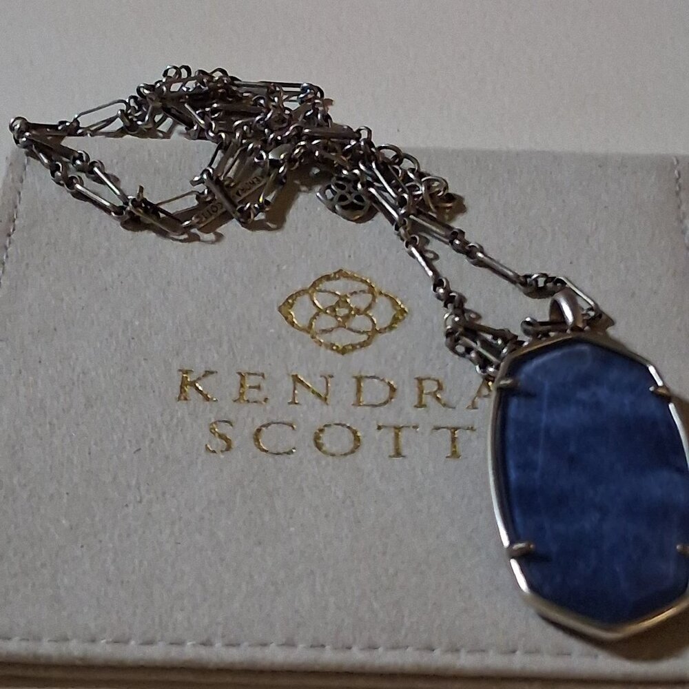 Kendra Scott long Blue necklace